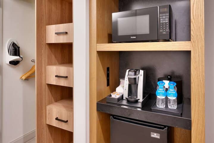 Room 5 of 46