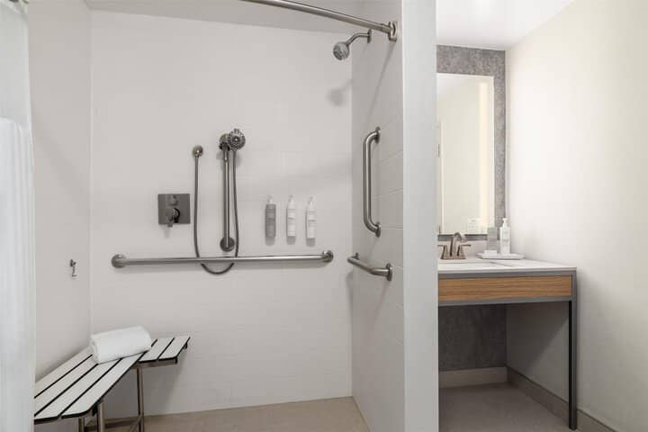 Bathroom shower