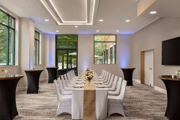 Meeting facility