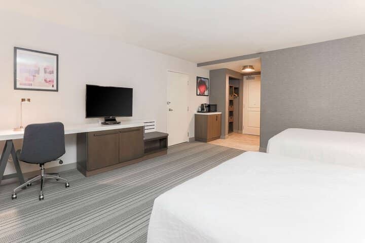 Room 20 of 53