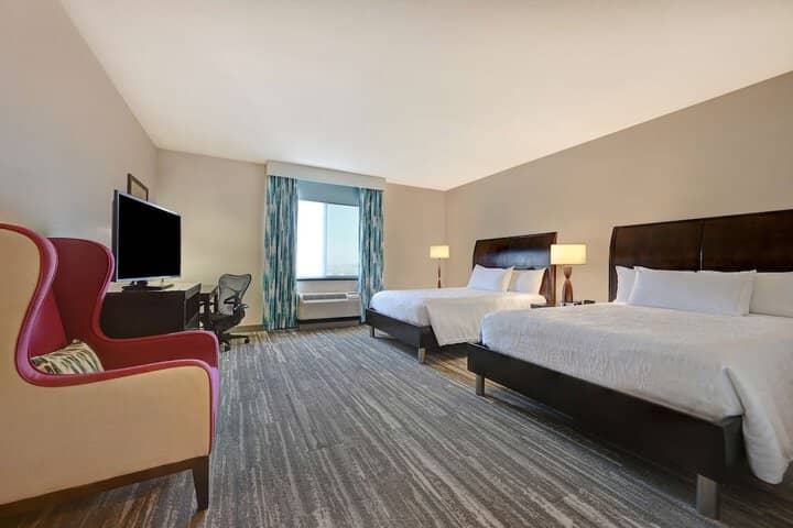 Room 27 of 70