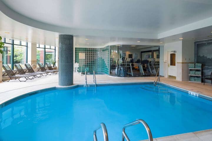 Pool 21 of 38