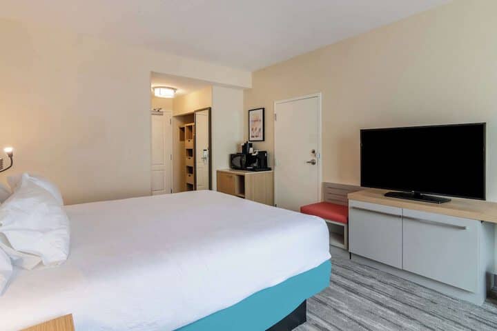 Room 18 of 55