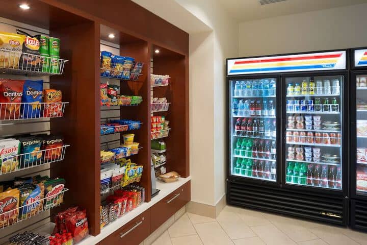 Snack bar
