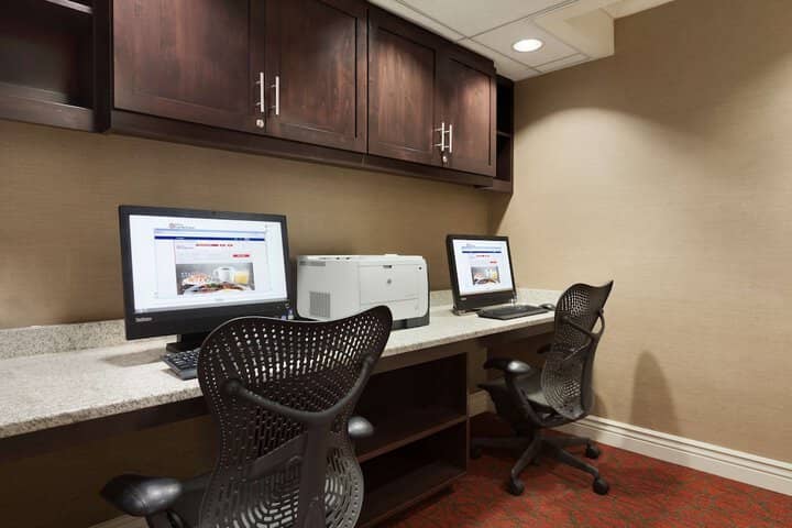 Business Center 24 of 29