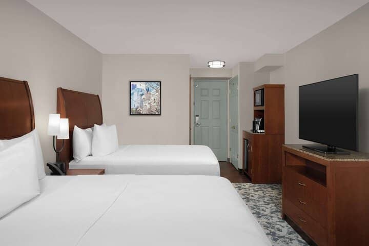 Room 6 of 34