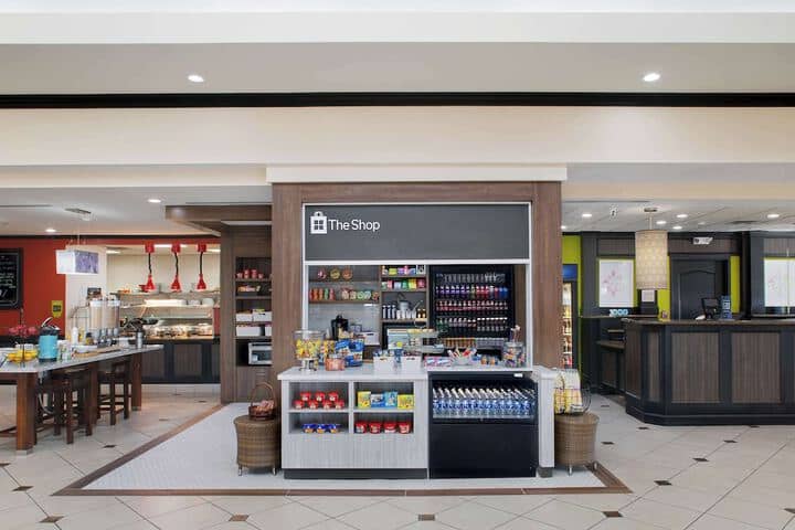Snack bar