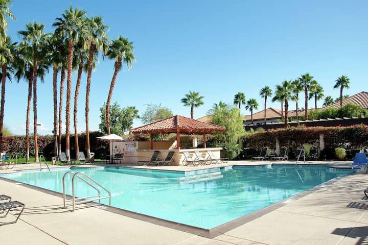 Pool 26 of 40