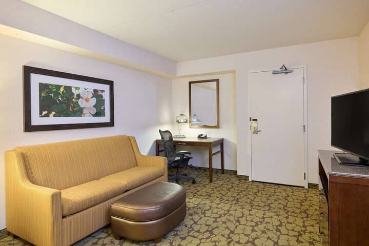 Room 21 of 51