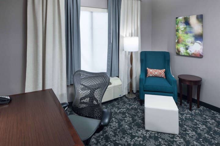 Room 13 of 34