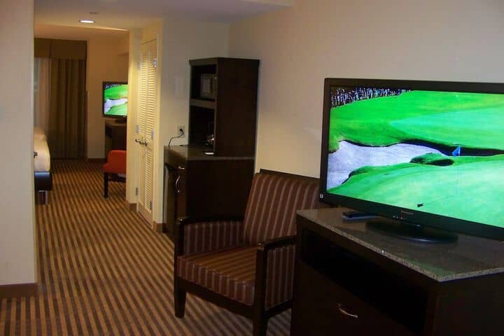 Room 16 of 52