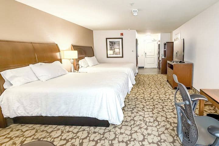 Room 18 of 35