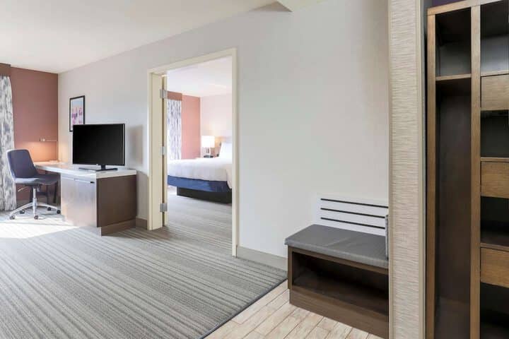 Room 9 of 53