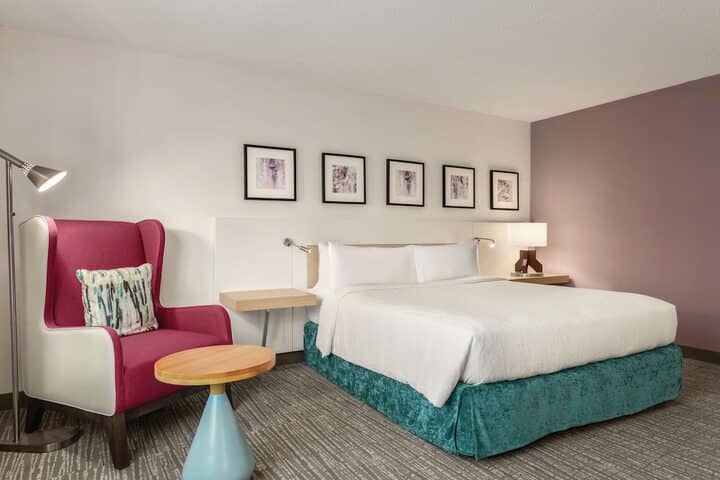 Room 14 of 41
