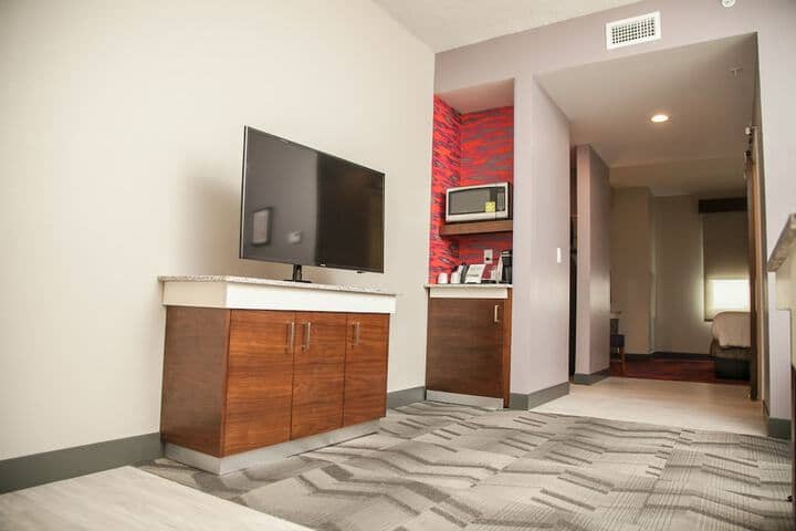 Room 36 of 63