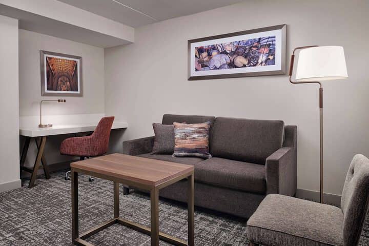 Room 16 of 31