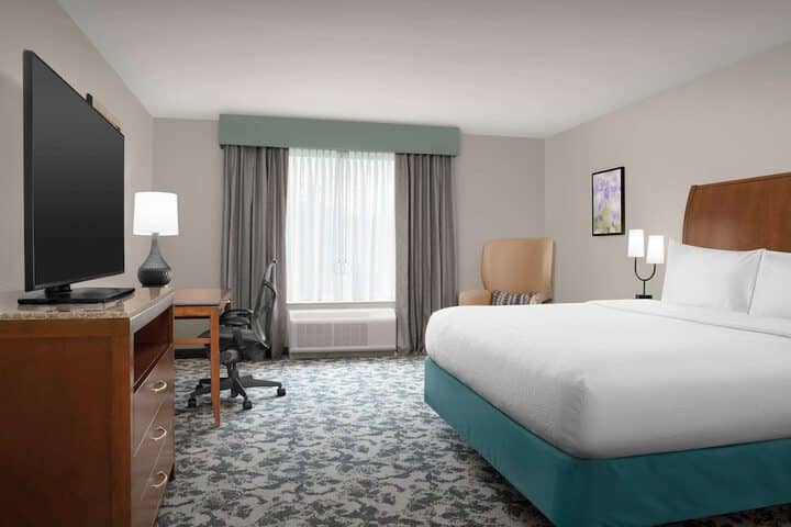 Room 12 of 34