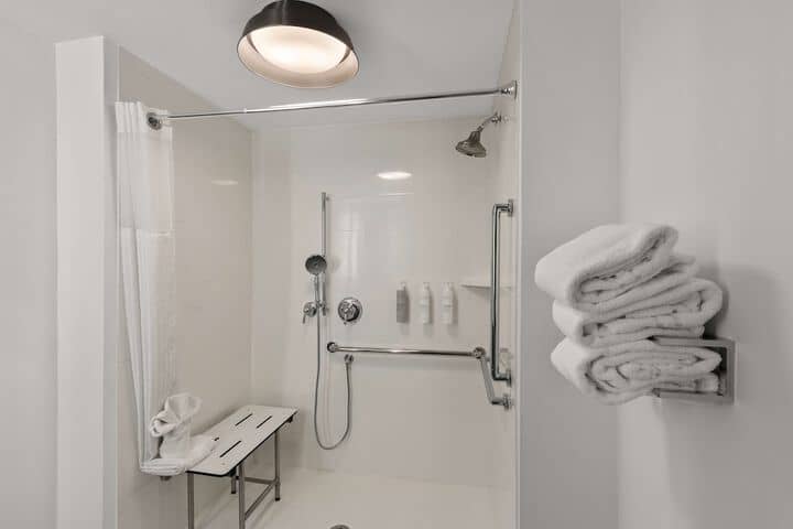 Bathroom shower