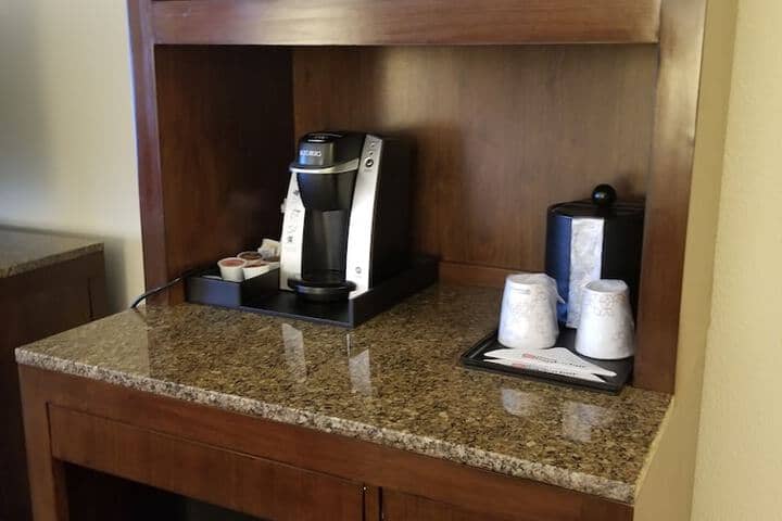 Breakfast/Coffee Service 33 of 66