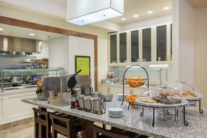 Breakfast area