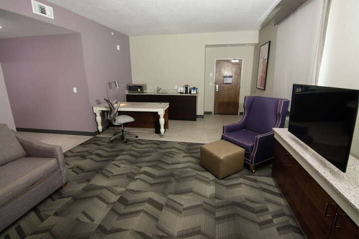 Room 22 of 63