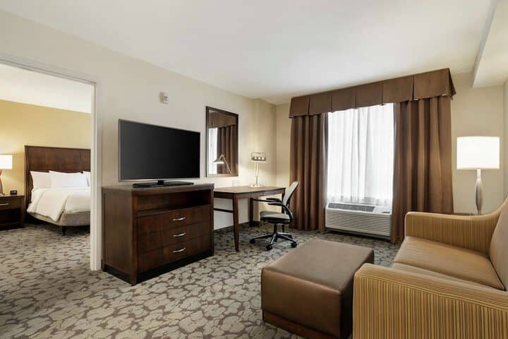 Room 7 of 39