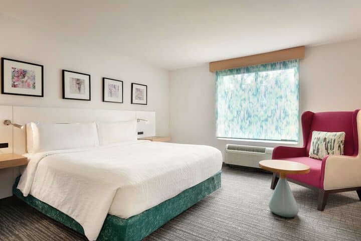 Room 7 of 41