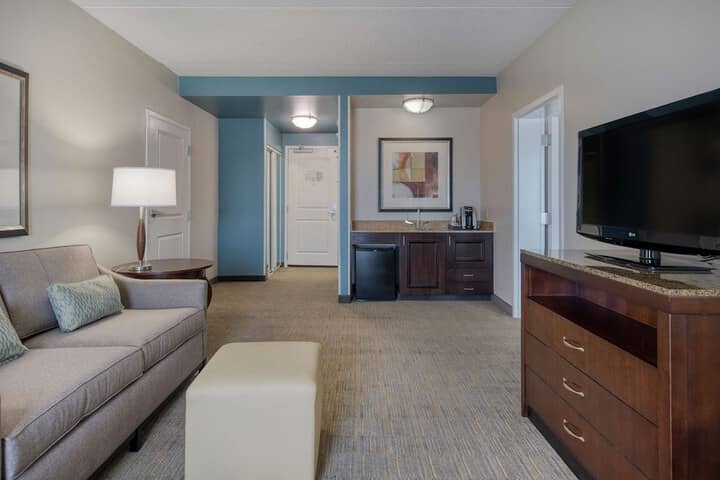 Room 22 of 82