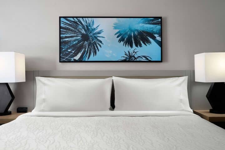 Room 11 of 29