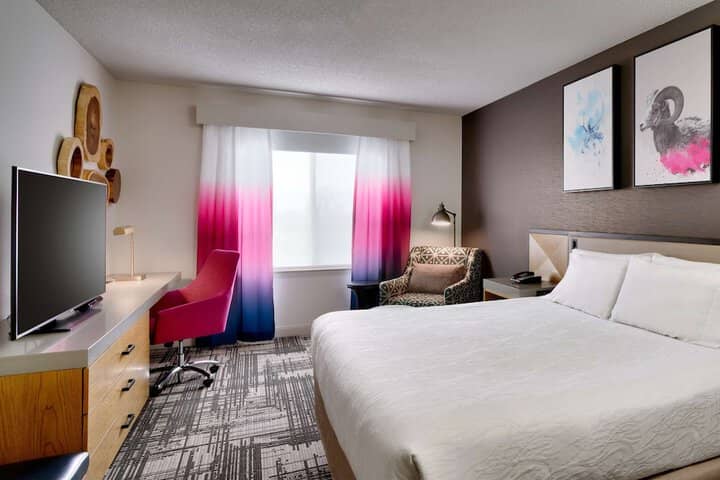 Room 9 of 46