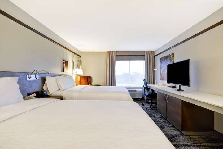 Room 10 of 48