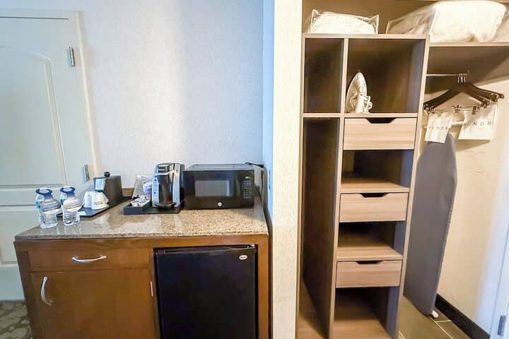 Room 8 of 35