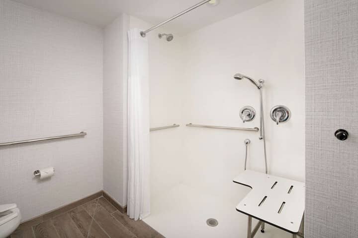 Bathroom shower
