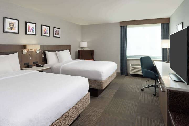 Room 18 of 42