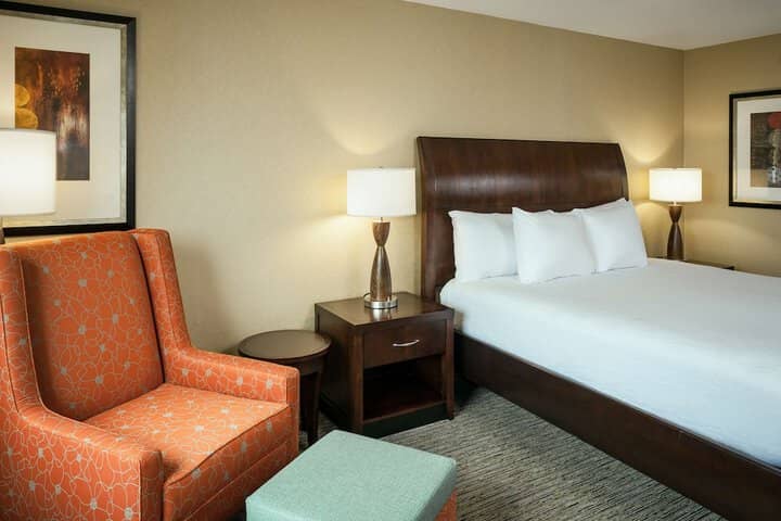 Room 10 of 49