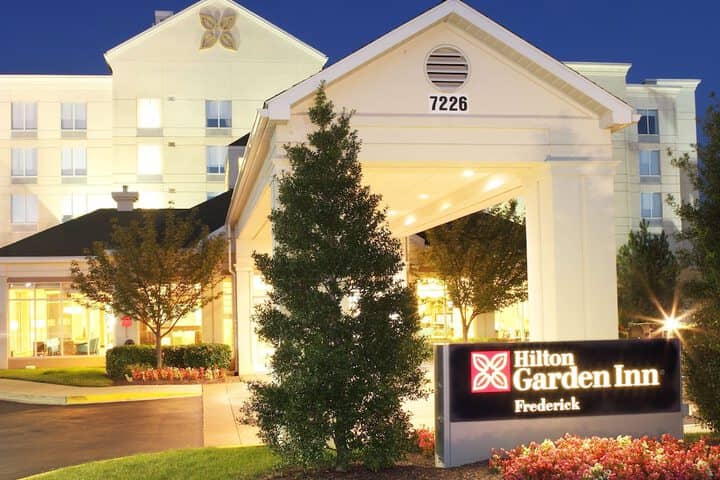 Hotel 32 of 33