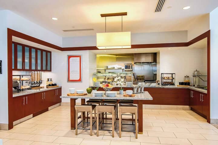 Breakfast area
