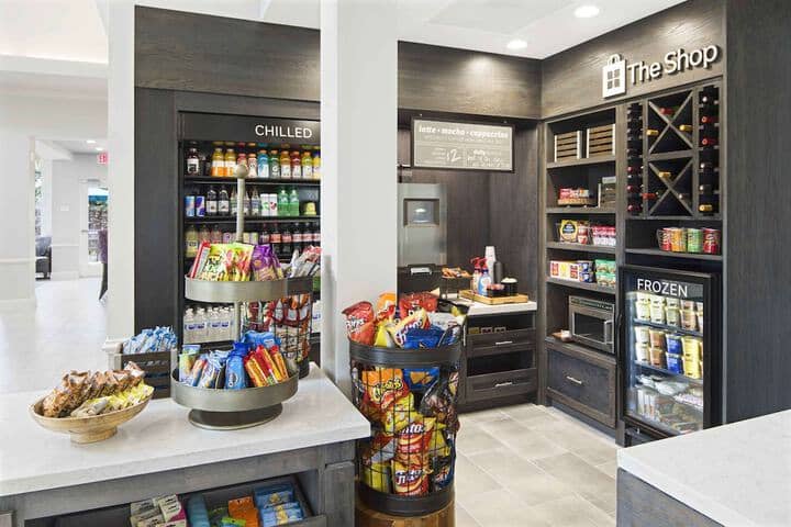 Snack bar
