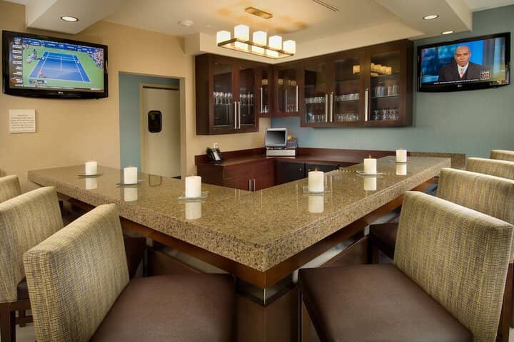 Sports bar