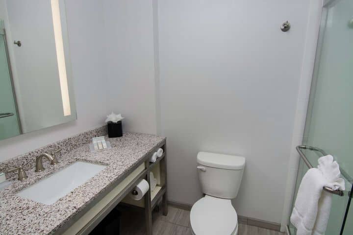 Room 44 of 63