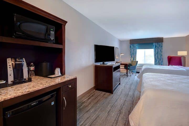 Room 17 of 49