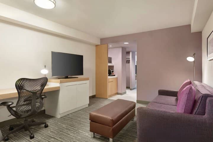 Room 19 of 41