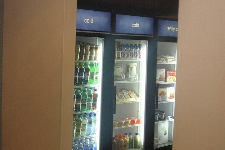 Snack bar