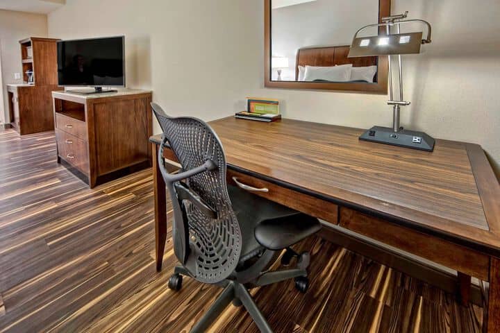 Room 12 of 29