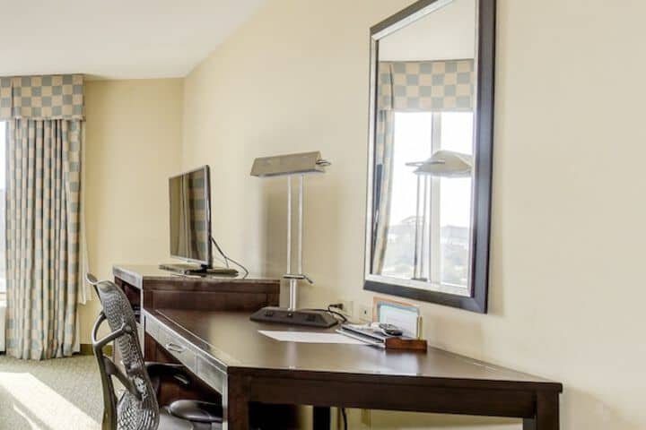 Room 8 of 36