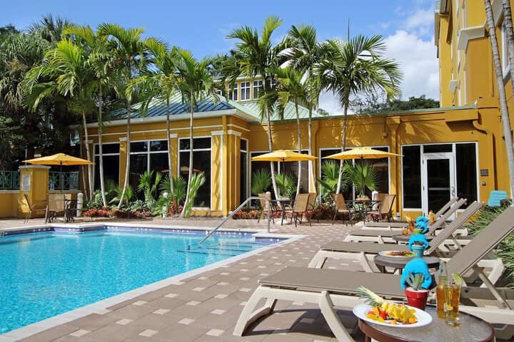 Pool 40 of 61