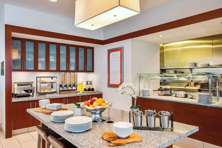 Breakfast area