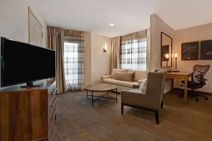 Room 21 of 90