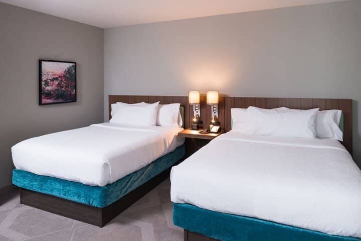 Room 10 of 41