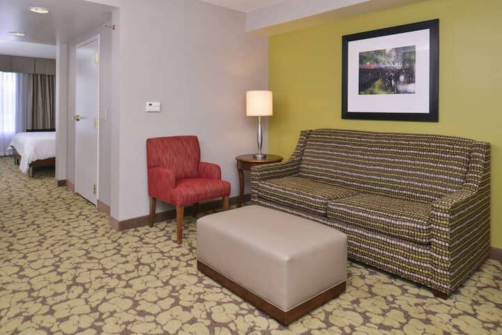 Room 18 of 62